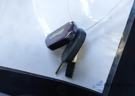 2021 Jeep Wrangler 4Xe Unlimited Sahara 4X4 из США, поврежденный, VIN 1C4JJXP65MW716657